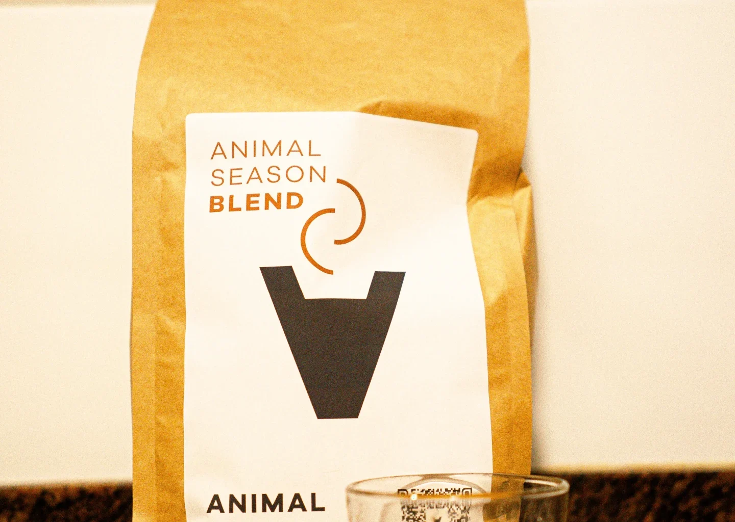 Paquete de café en grano de Animal Coffee