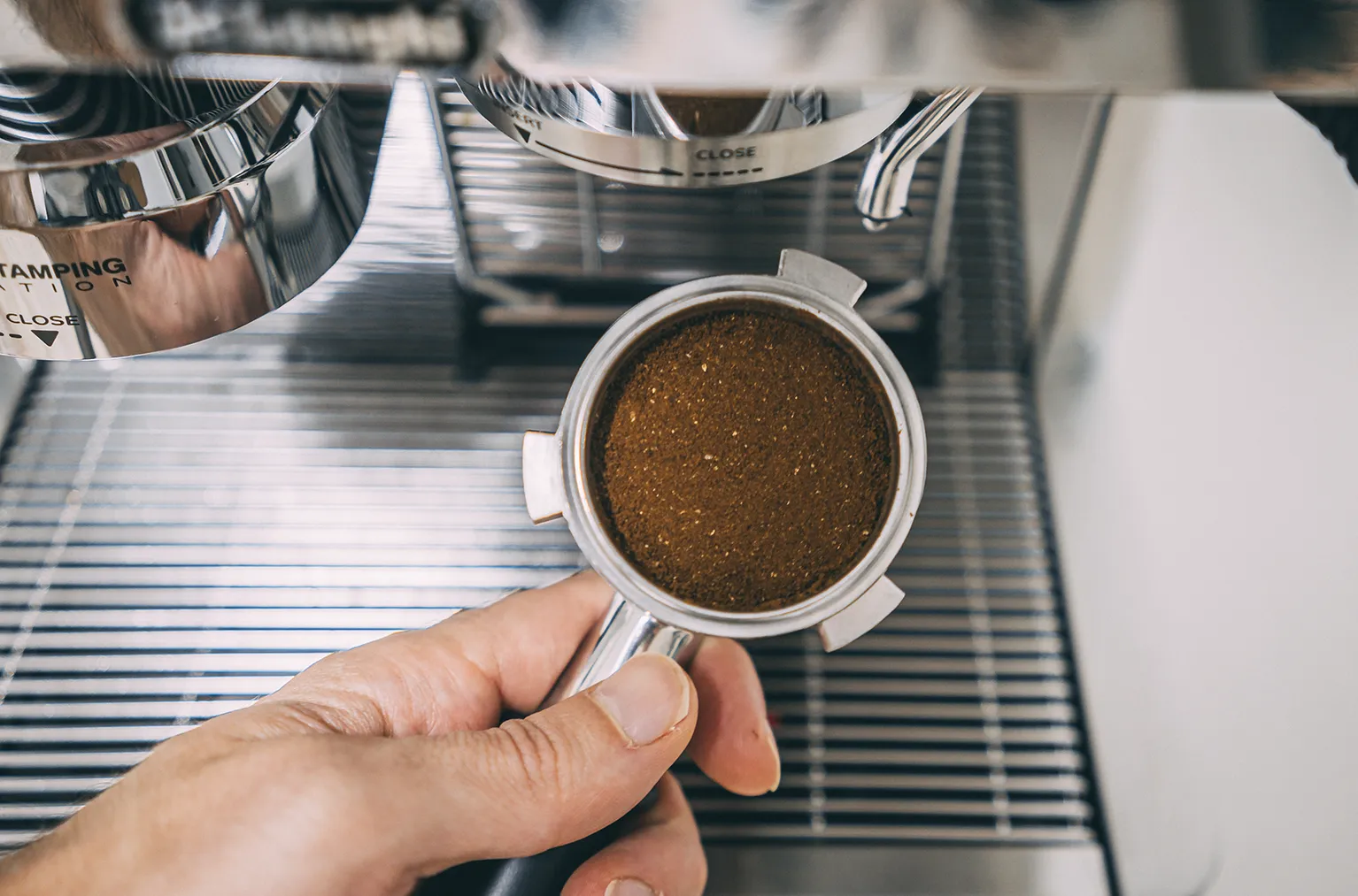 De’Longhi Specialista Opera Puck