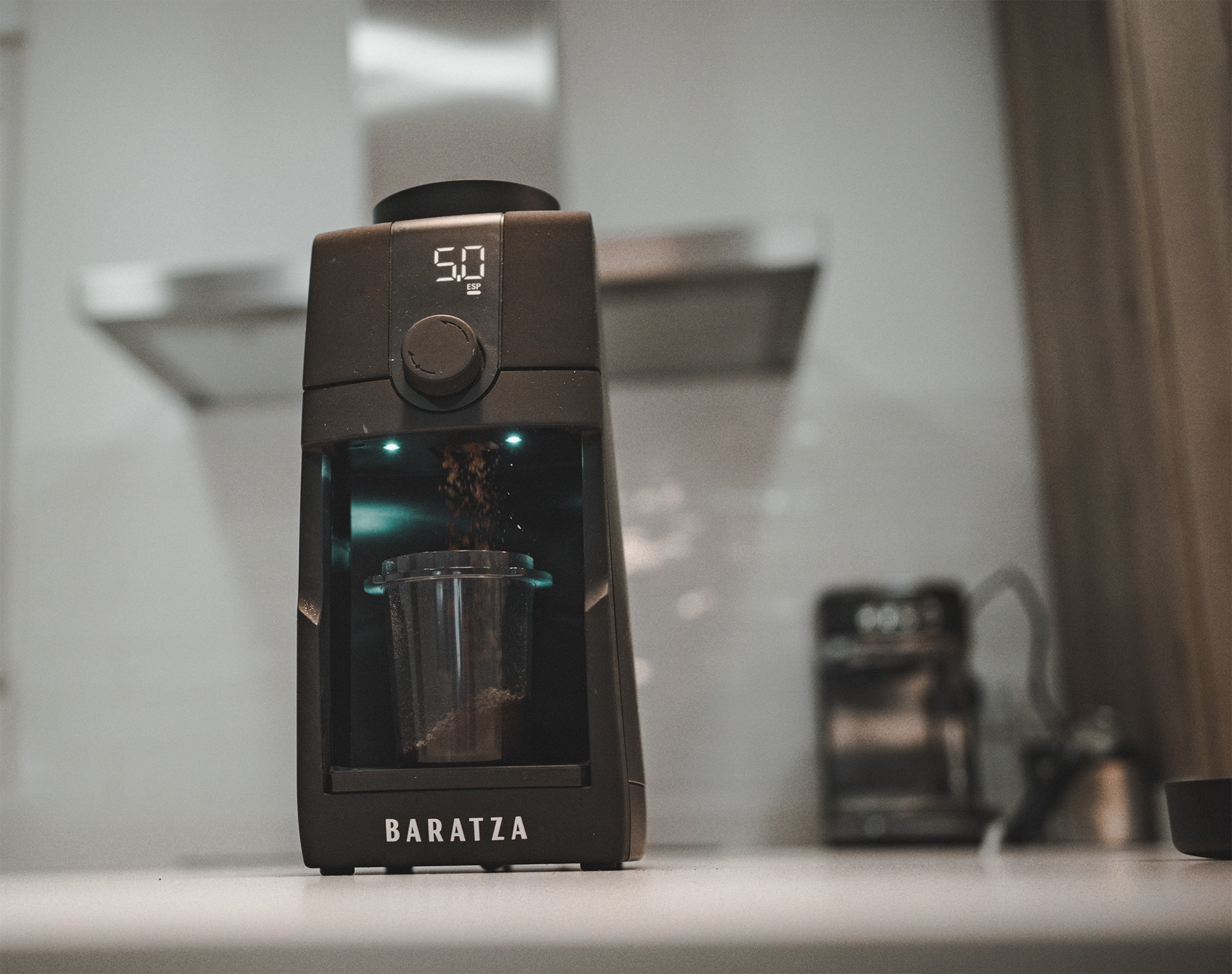 Grinding and static with the Baratza Encore ESP Pro.